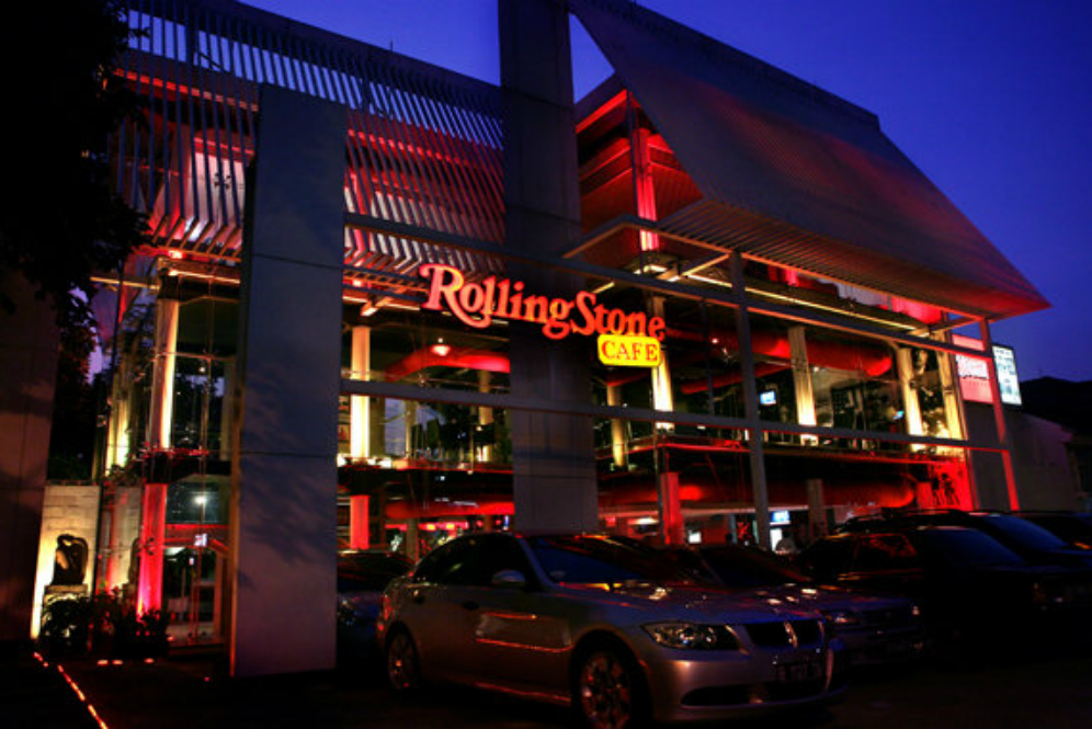Rolling Stone Café, Makan Nikmat di Temani Alunan Musik Menenangkan Pikiran