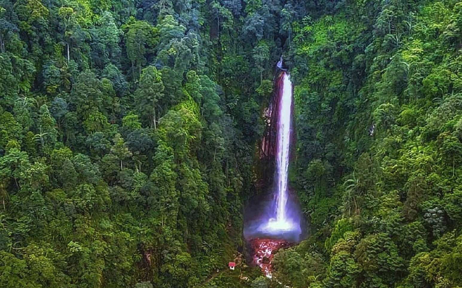 Curug Seribu dengan ketinggian 100 meter merupakan air terjun tertinggi di Bogor quadcopter cibinong e1560134449434