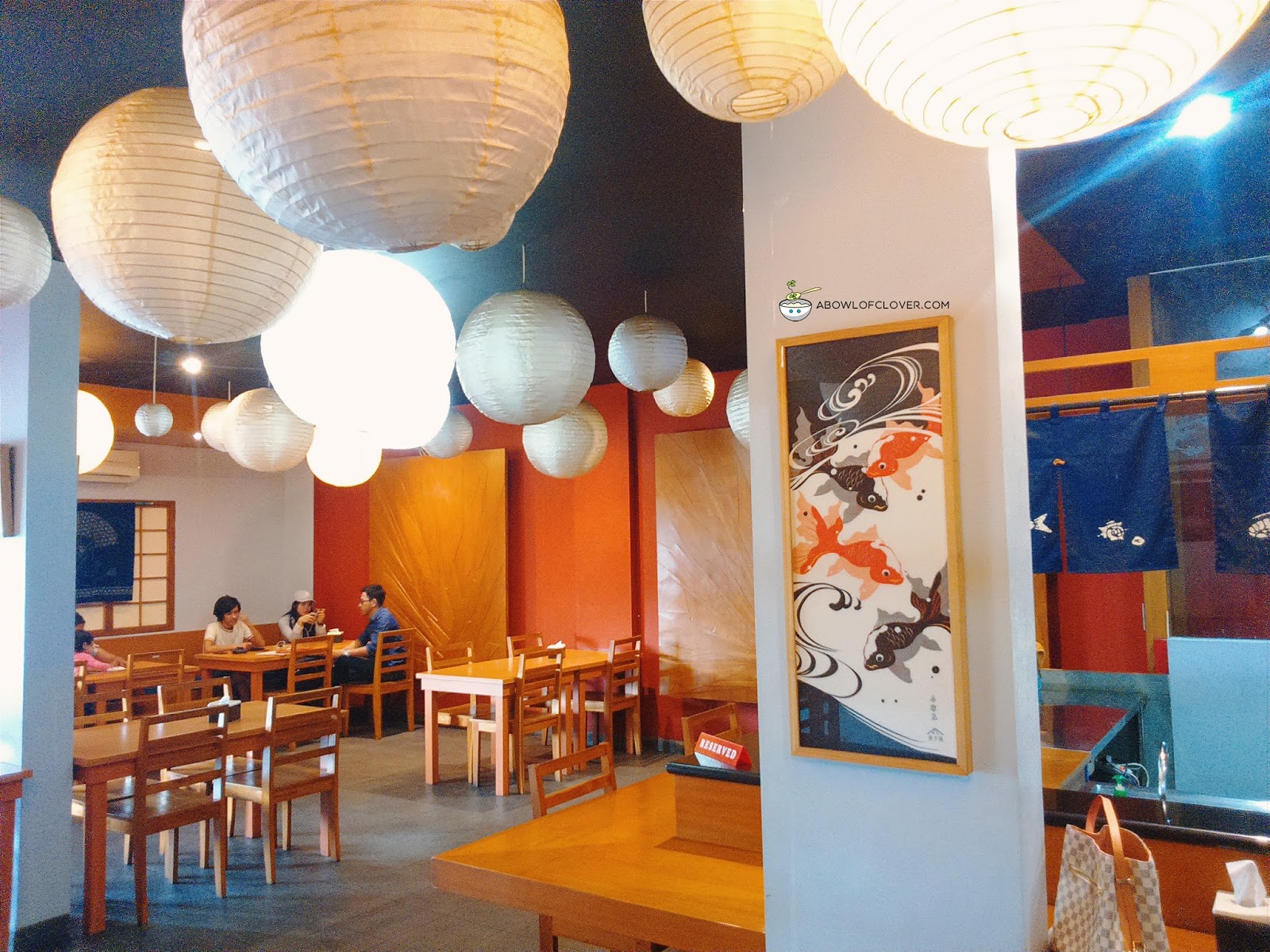Umaku Sushi Resto, Tempat Asyik Menikmati Sushi Enak